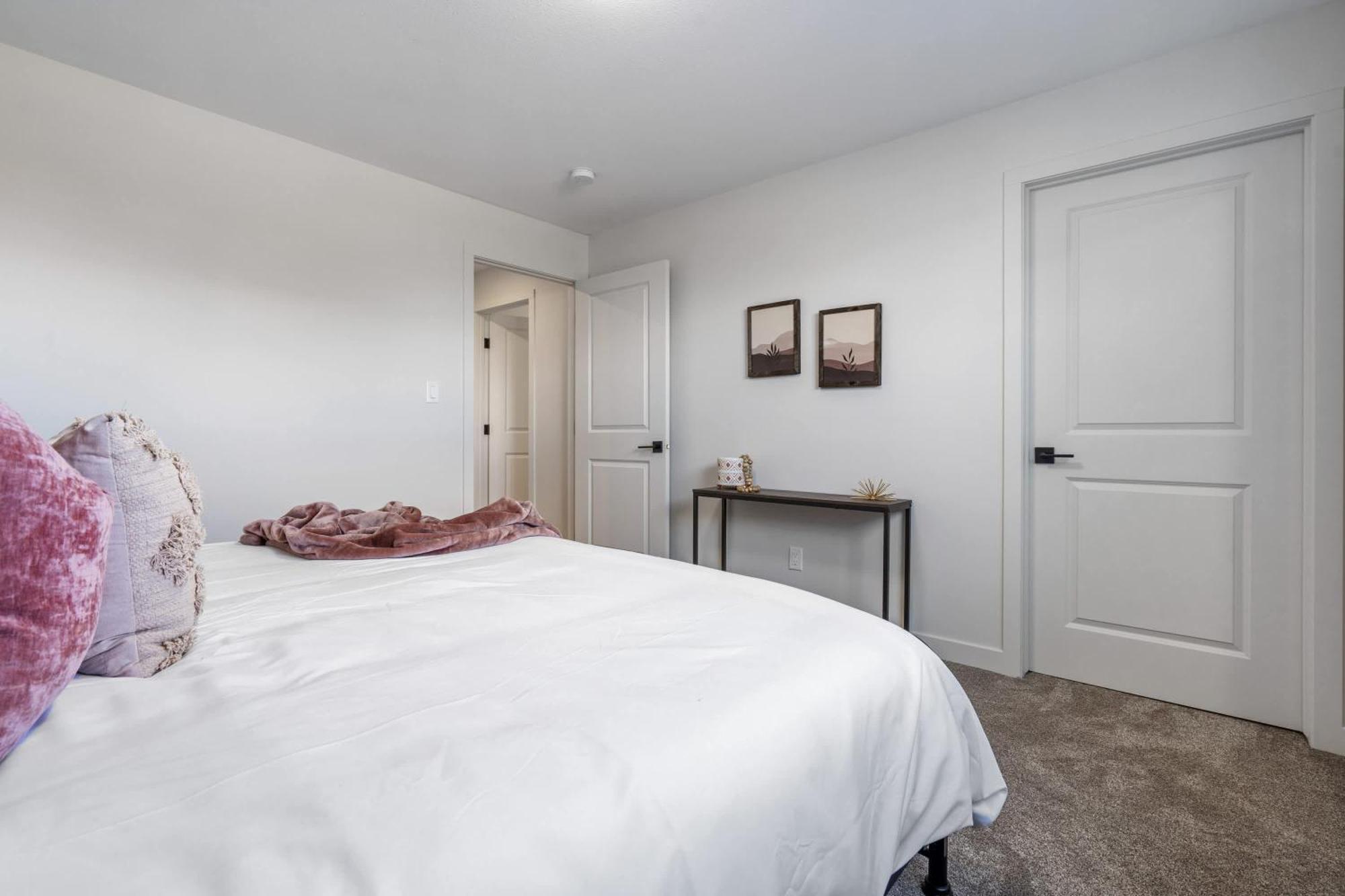 Livingston Way I Sleep 6 I Netflix I Kitchen I Tv Villa Pincher Creek Ngoại thất bức ảnh