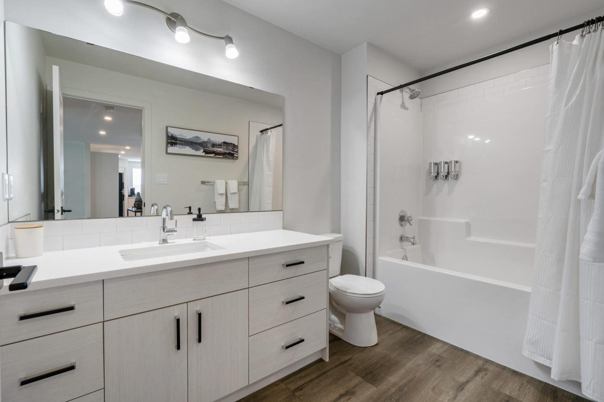 Livingston Way I Sleep 6 I Netflix I Kitchen I Tv Villa Pincher Creek Ngoại thất bức ảnh